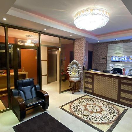 Grand Diamond Hotel Trinidad Piarco Dış mekan fotoğraf