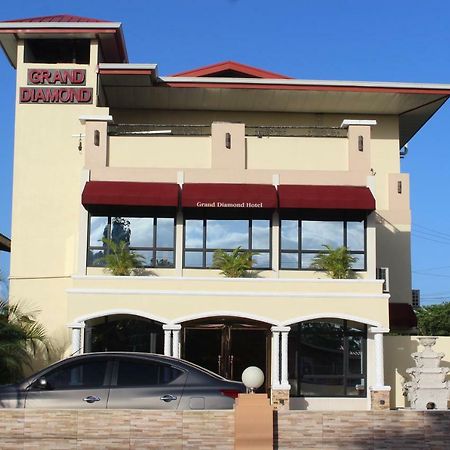 Grand Diamond Hotel Trinidad Piarco Dış mekan fotoğraf