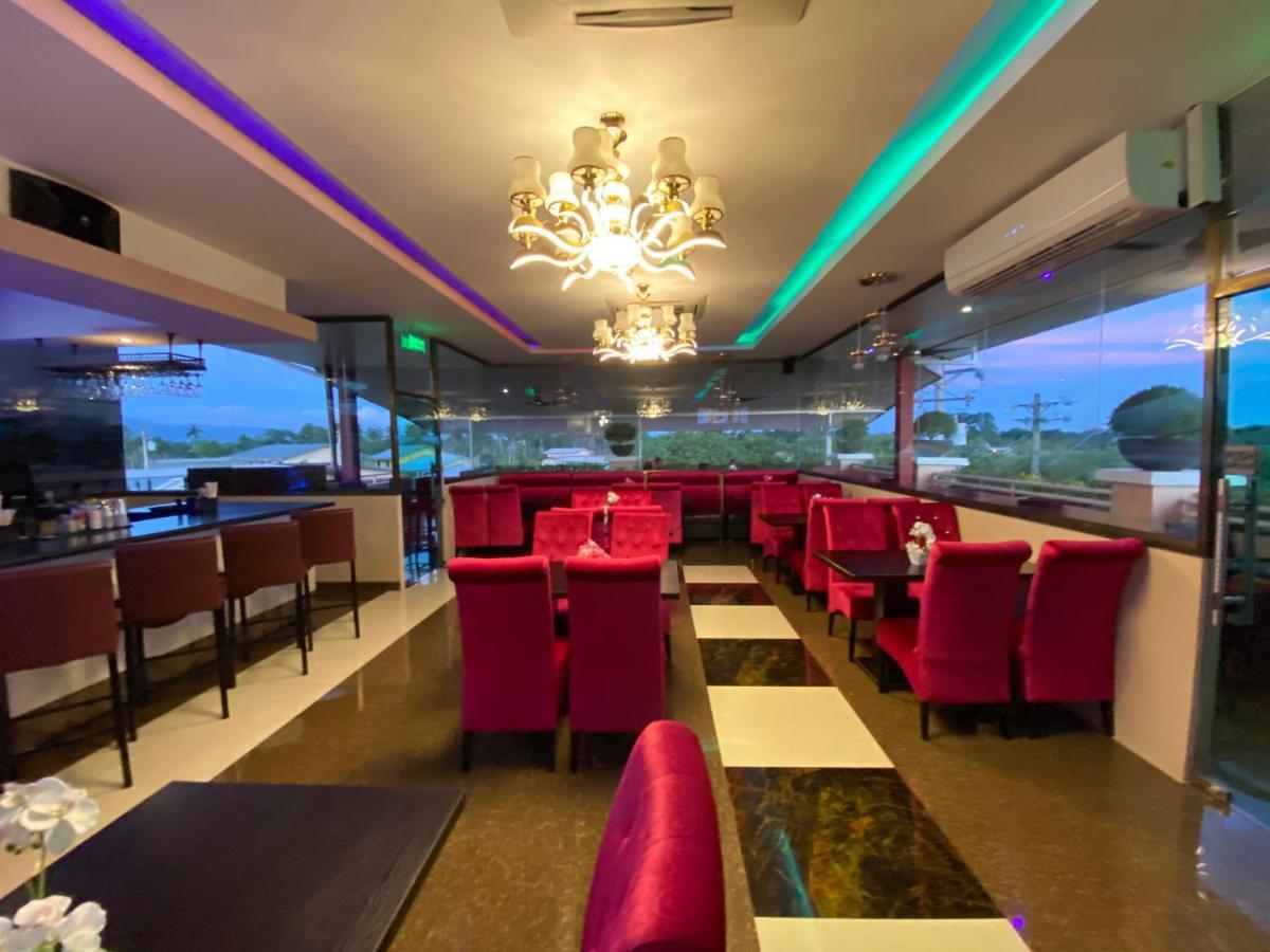 Grand Diamond Hotel Trinidad Piarco Dış mekan fotoğraf