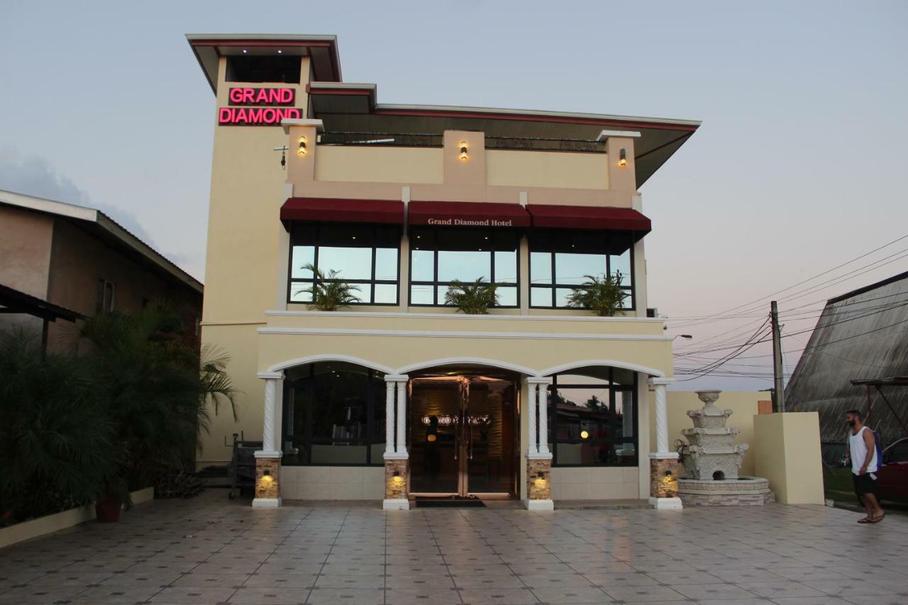 Grand Diamond Hotel Trinidad Piarco Dış mekan fotoğraf